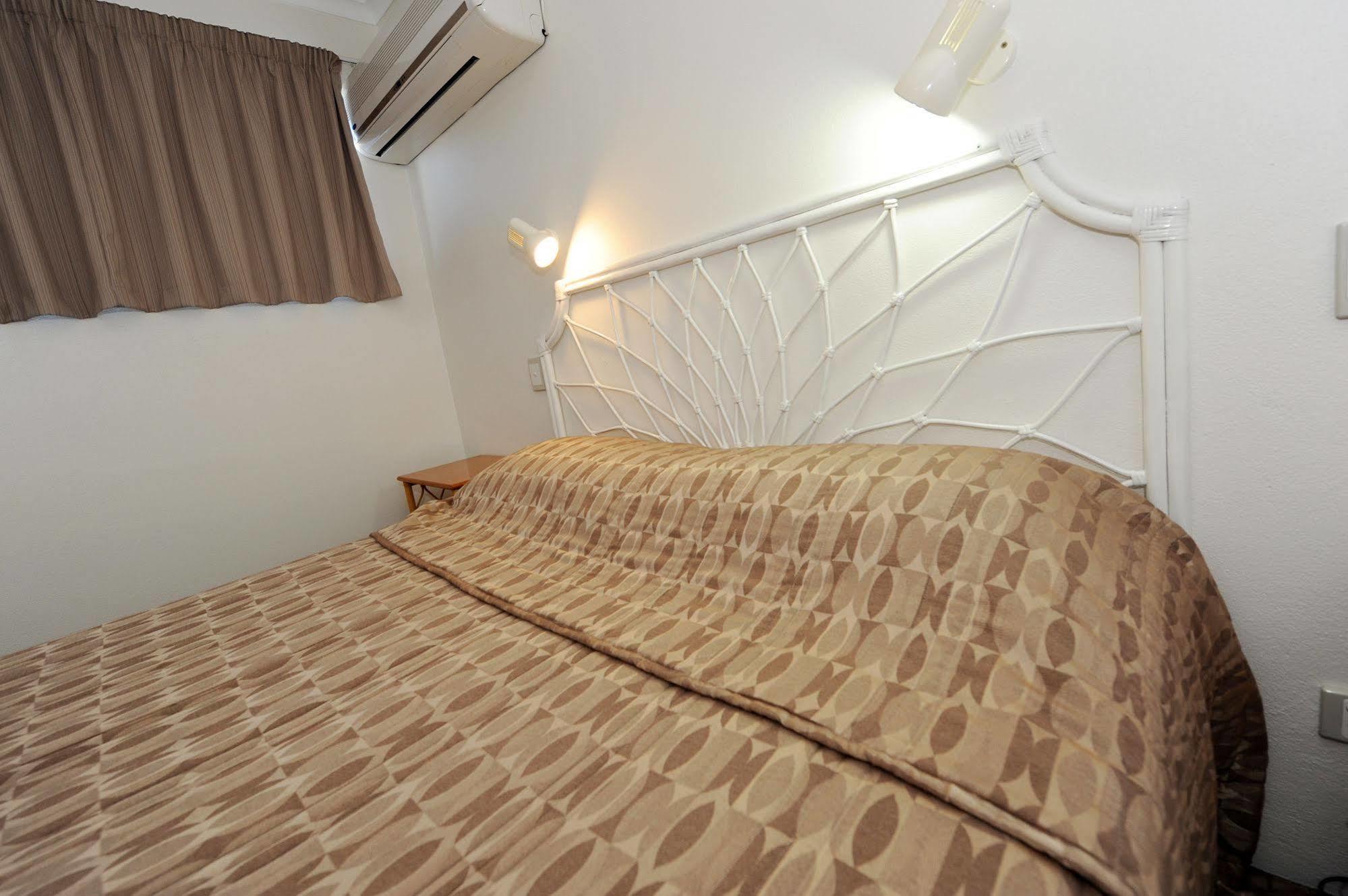 Reef Adventureland Motor Inn แทนนัมแซนส์ ภายนอก รูปภาพ